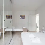 St. John 2br/2bth *
