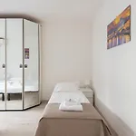 St. John 2br/2bth