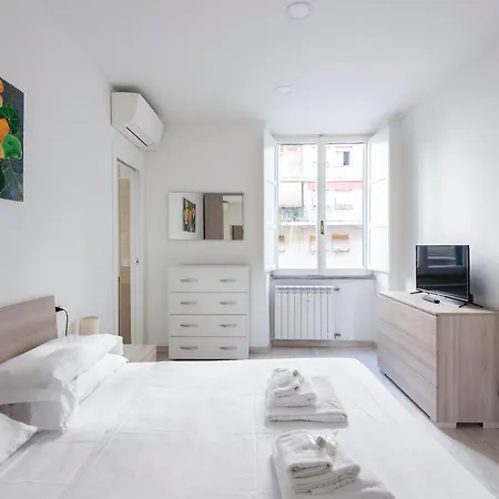 St. John 2br/2bth Apartment Rome